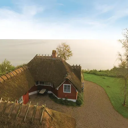 Three-bedroom In * Hejls