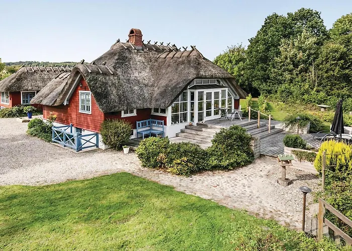 Three-bedroom In Hejls