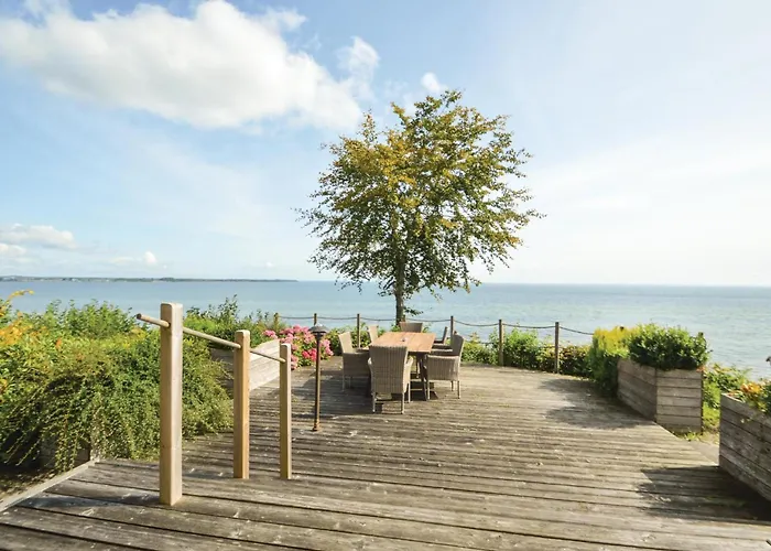 Holiday home Three-bedroom In *