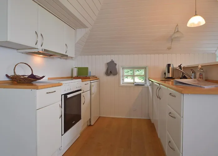 Three-bedroom In Holiday home Hejls