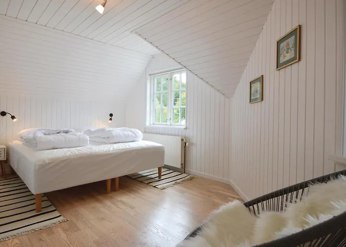Holiday home Three-bedroom In Hejls