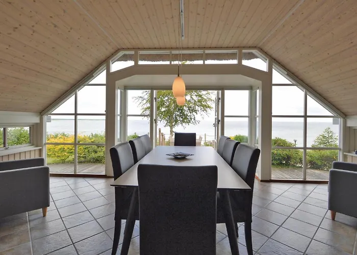 Three-bedroom In Nyaraló